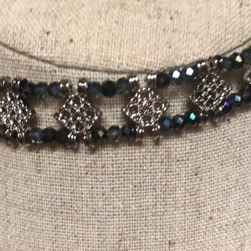 Chocker - Picture 3 of 3